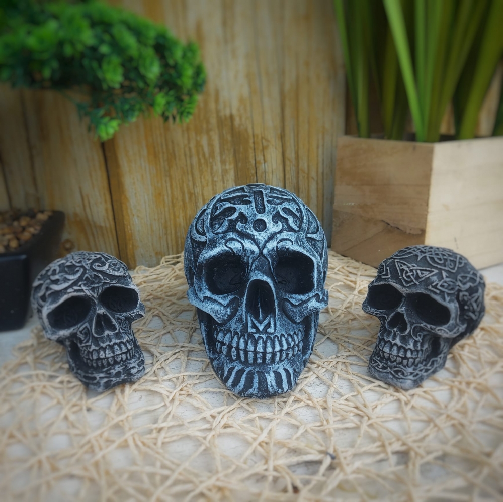 Bild 1 von 3-er Set Skull Steinfigur Totenkopf Gothic Figur Indoor Outdoor Statue Deko Tod